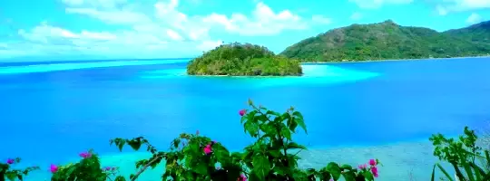 Lagon de Huahine en Polynésie Française
